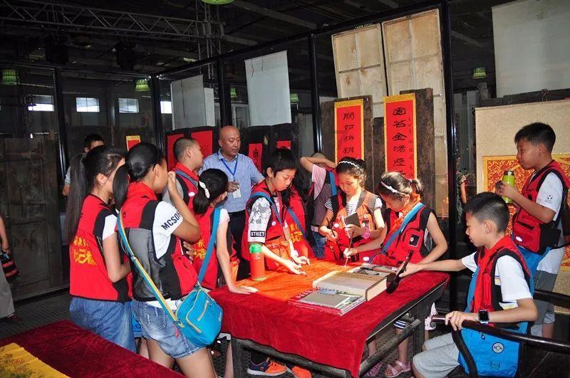 内蒙旅行团旅游报价（行程报价单）呼伦贝尔口碑旅行社联系方式